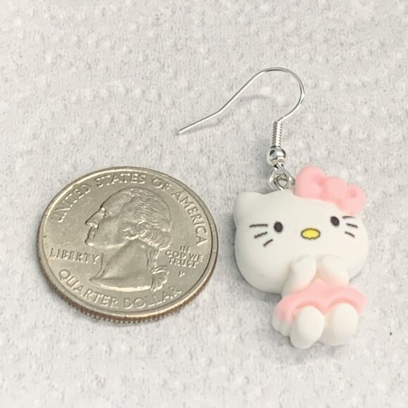Hello Kitty Earring, Sanrio Earring, Hello Kitty Jewelry, Gift Idea, Kitty, Cat - Picture 6 of 7